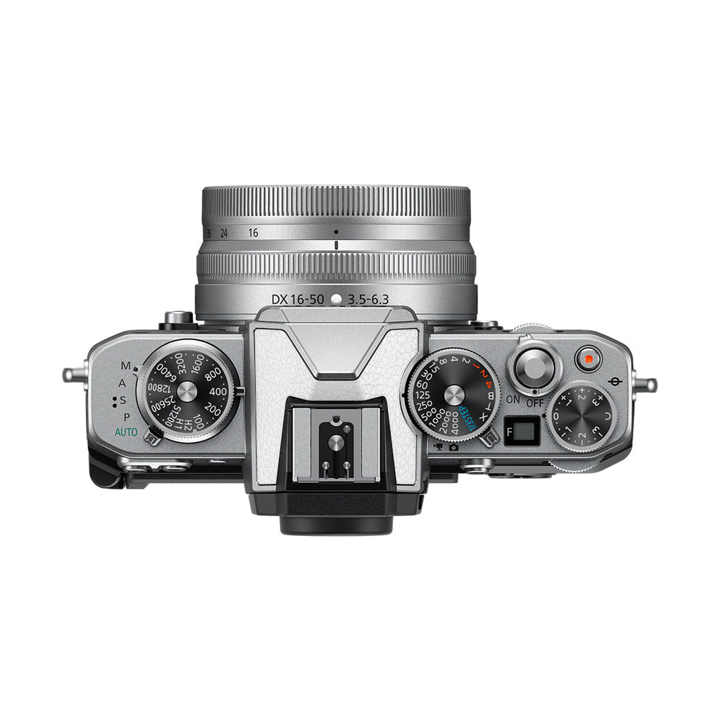 Nikon Z fc White with Nikkor Z 16-50mm VR and Z 50-250mm VR Lens