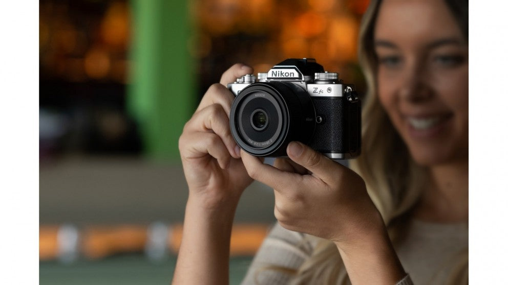 Nikon Z fc Body White with Nikkor Z 28mm f/2.8 (SE)