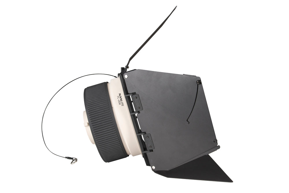 Nanlite Fresnel adaptor and Barn doors for Forza 200 / 300 and 500