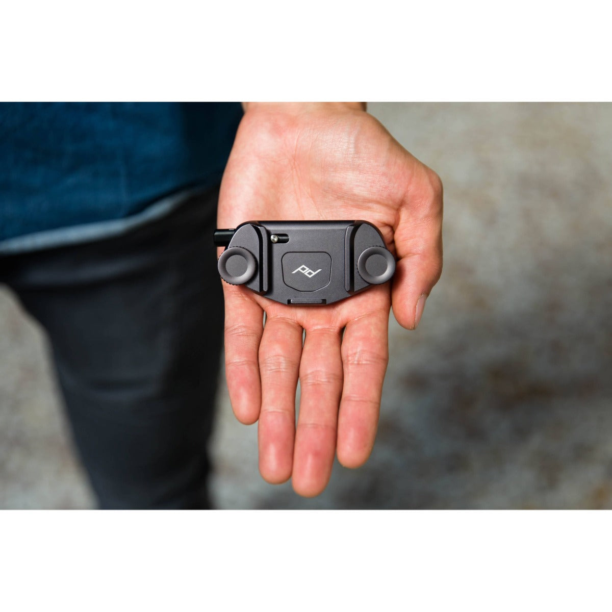 Peak Design Capture Camera Clip (v3) - Black - with Standard Plate