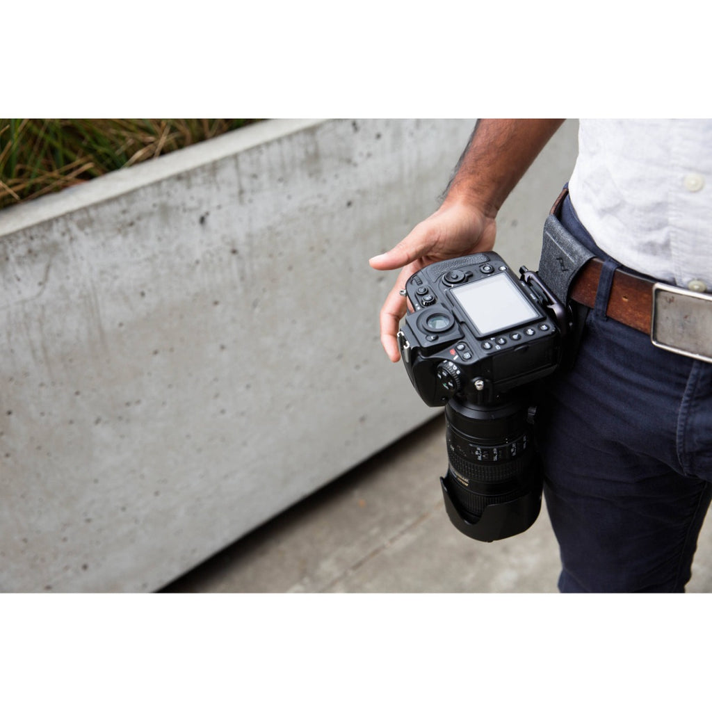 Peak Design Capture Camera Clip (v3) - Black - with Standard Plate