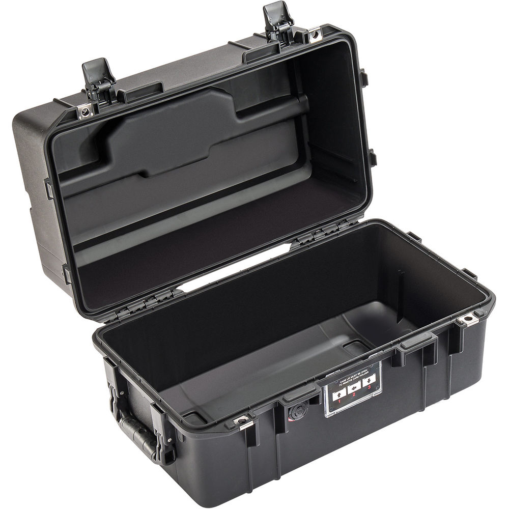 Pelican 1465 Air Case - Black without Foam
