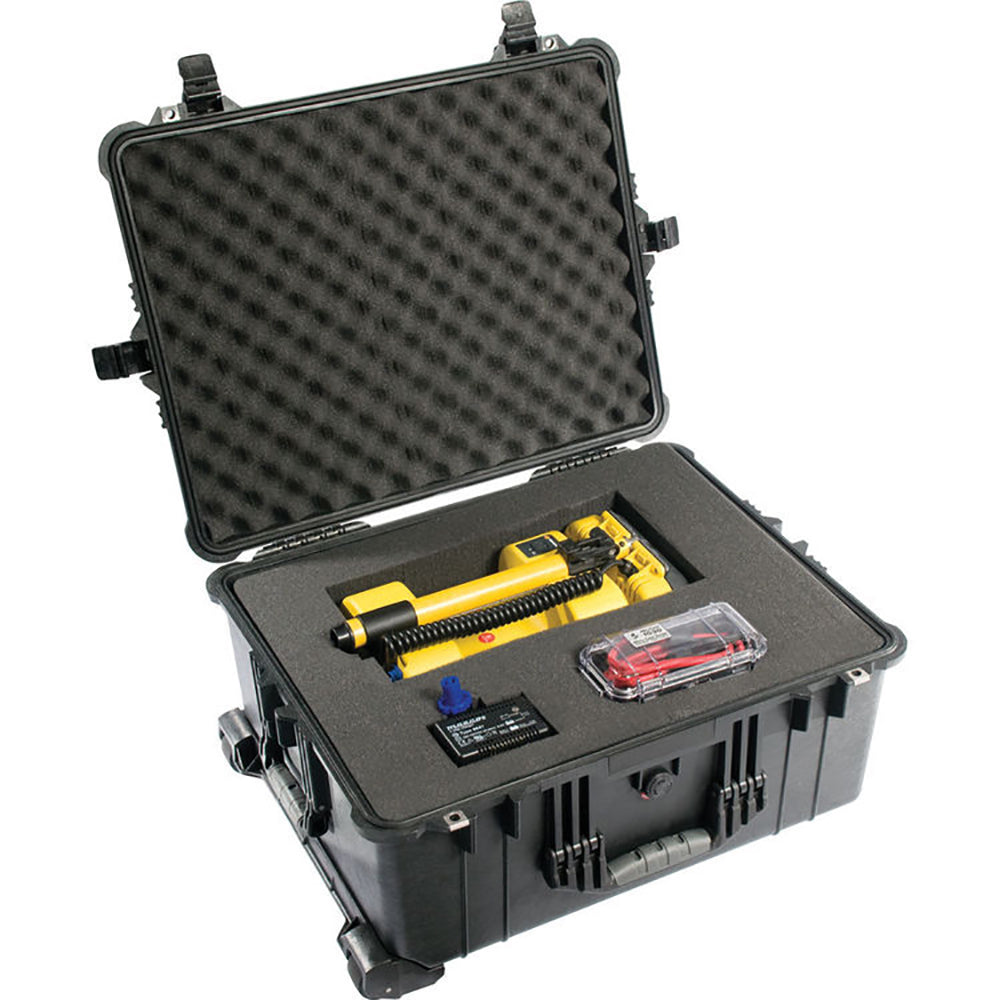 Pelican 1610 Case - Black with Foam