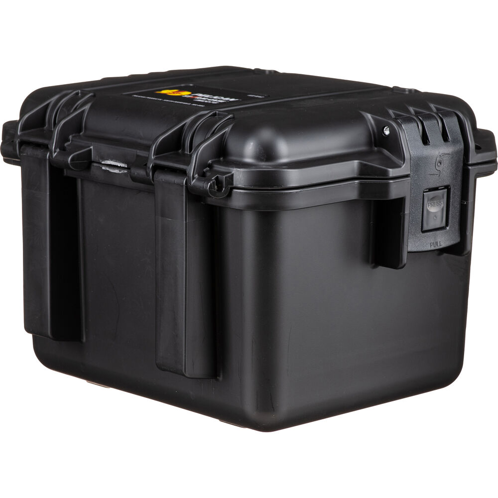 Pelican iM2075 Storm Case - Black with Foam