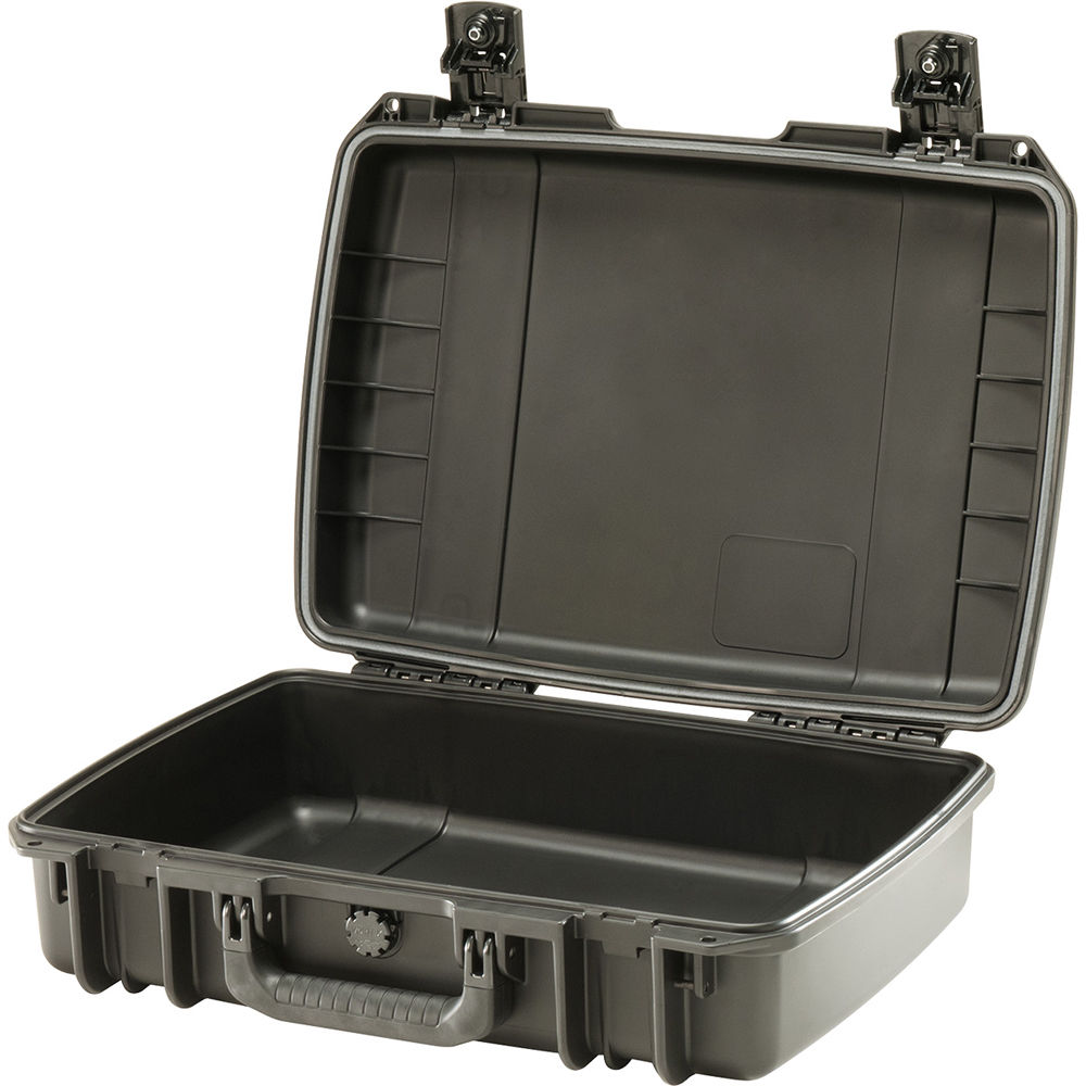 Pelican iM2370 Storm Laptop Case - Black without Foam