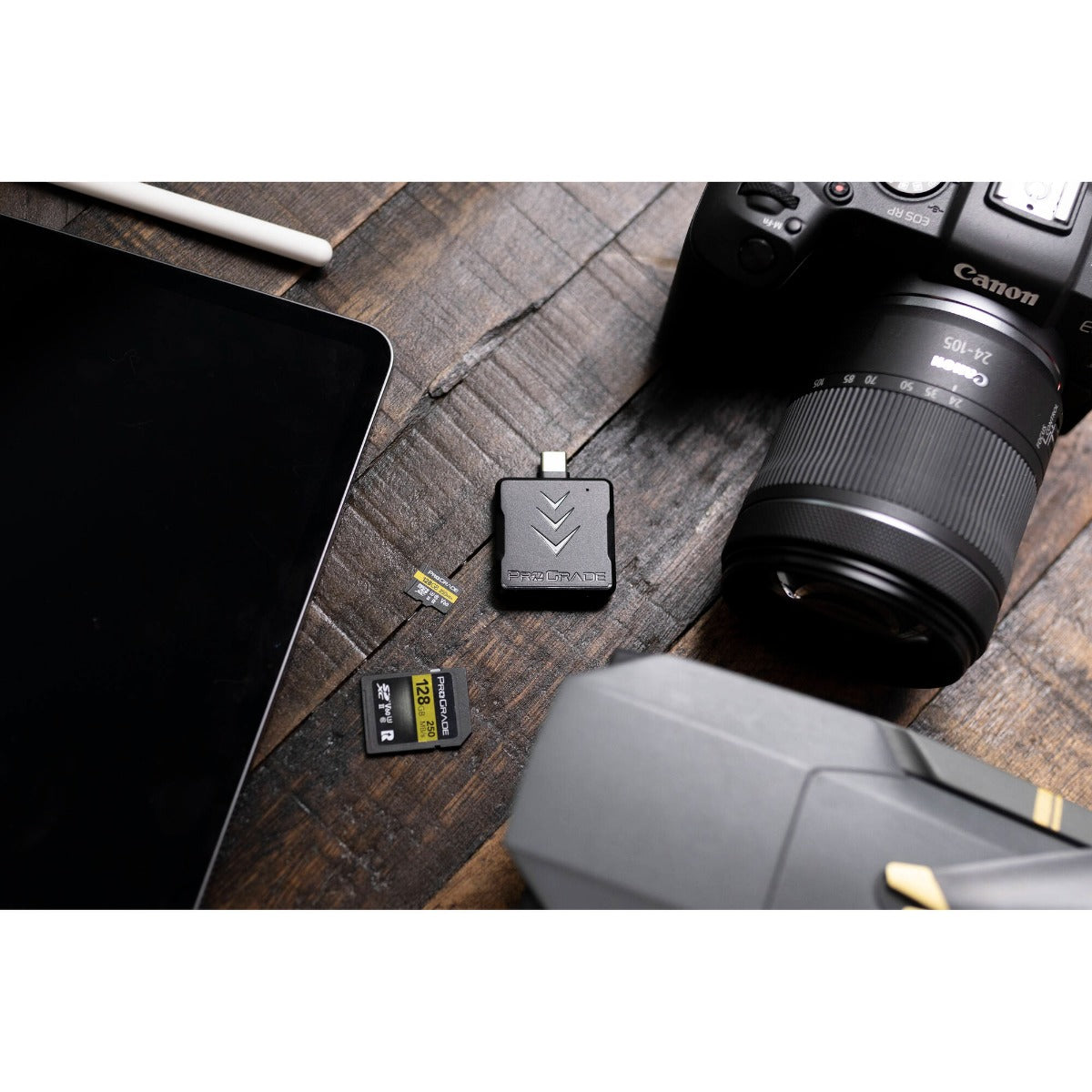 ProGrade Digital SDXC and microSDXC Dual-Slot Mobile Card Reader