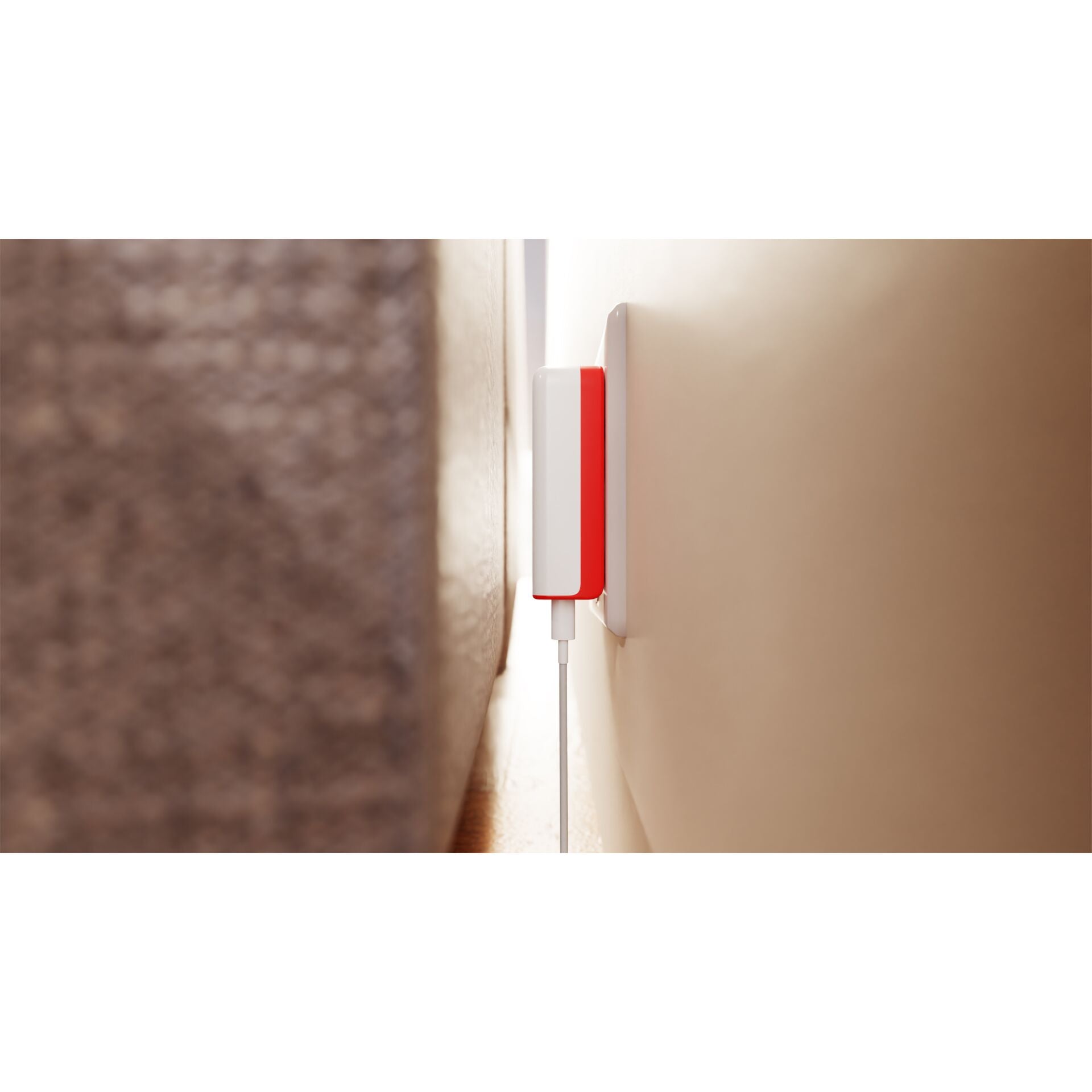 Twelve South PlugBug 50W with Find My Travel Charger