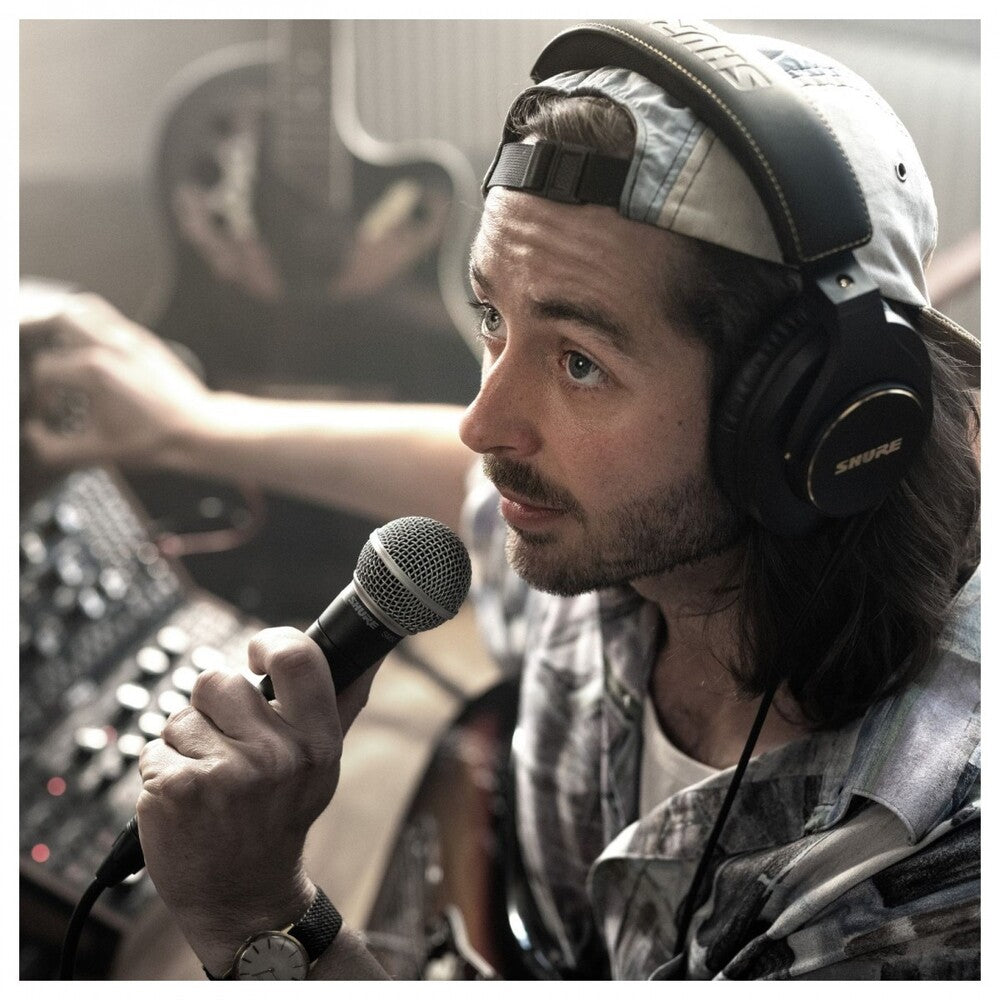 Shure SM58 - Dynamic Vocal Microphone