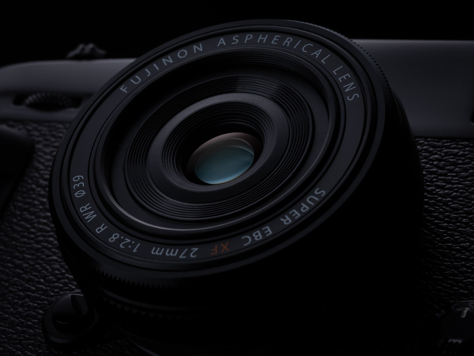 Fujifilm XF27mm f/2.8 R WR Black Lens
