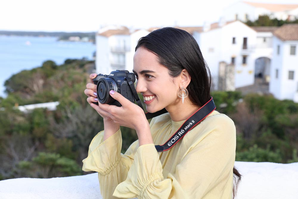 Canon RF 28mm f/2.8 STM Lens