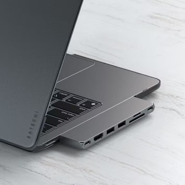 Satechi Eco Hardshell Case for MacBook Air 13" (M2/M3) (Dark)