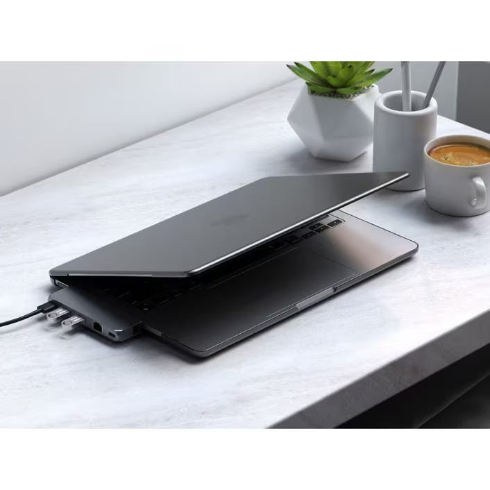 Satechi Eco Hardshell Case for MacBook Air 13" (M2/M3) (Dark)