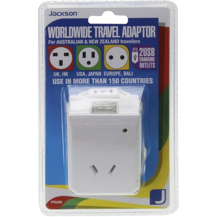 Jackson Outbound Multi-Adaptor  plus 2 USB - EuropeUSAUK