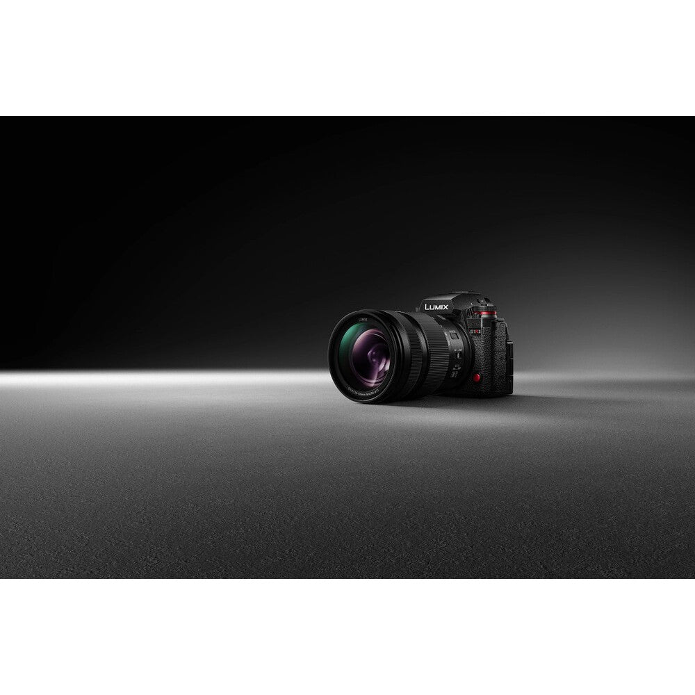 Panasonic LUMIX S1R II Kit with 24-105mm F4 MACRO O.I.S Lens 