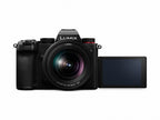 Panasonic LUMIX S5 + 20-60mm Lens Kit