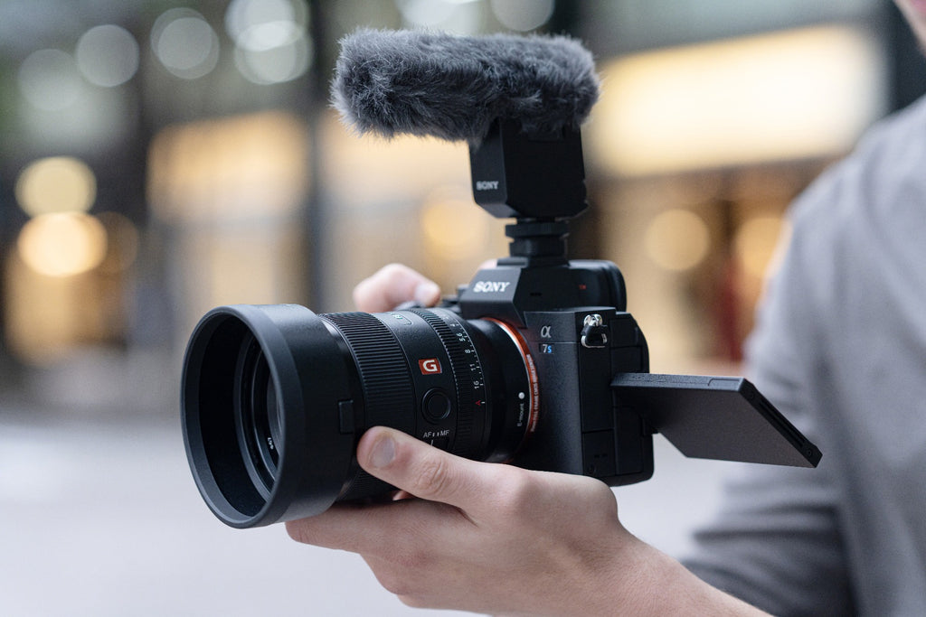 Sony FE 35mm f/1.4 GM Lens  