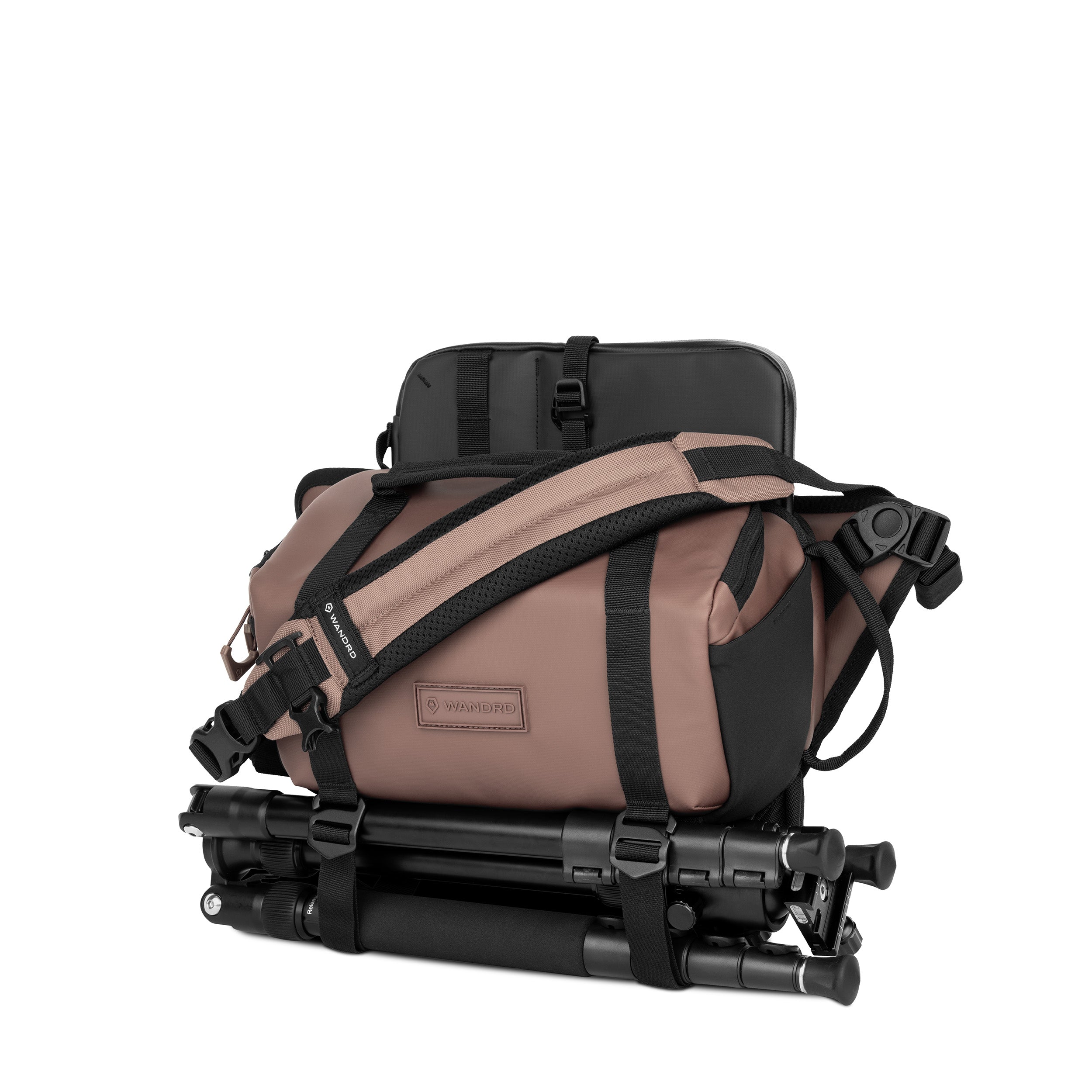 Wandrd ROGUE Sling 6L - Atacama Clay V2