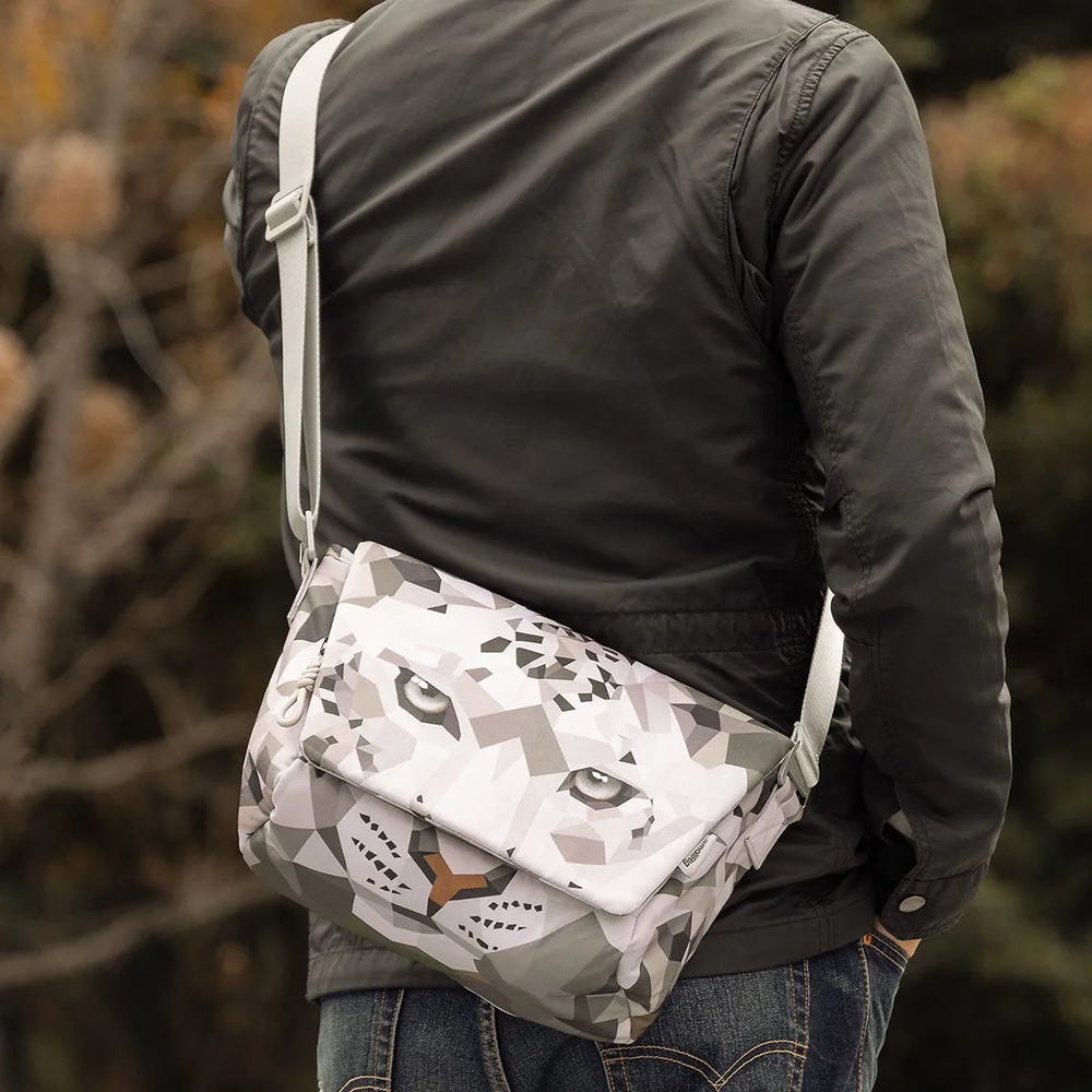 SmallRig Creative Design Sling Bag（Wild China Film Series With Snow Leopard Pattern）6045