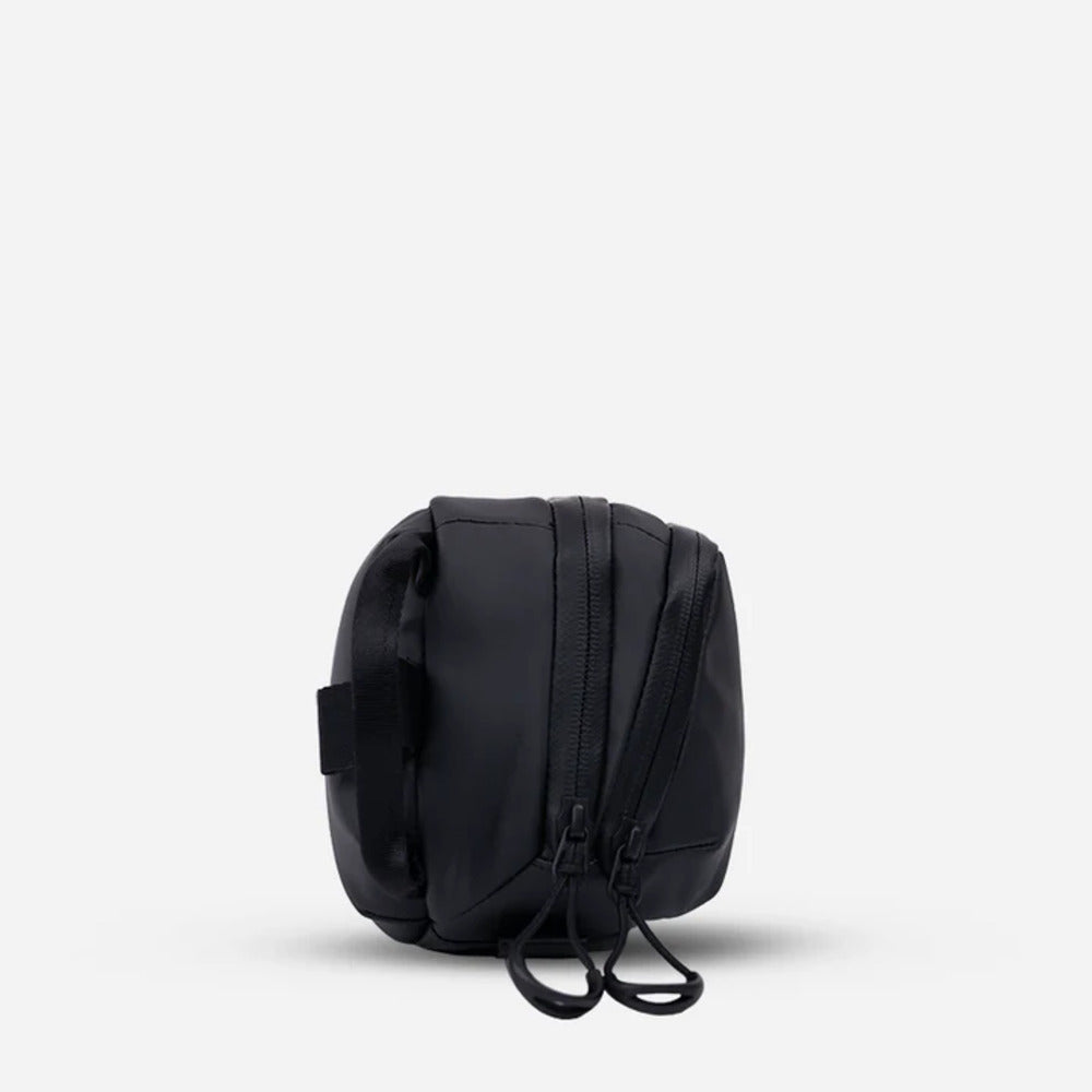 Wandrd Tech Bag Large - Black 