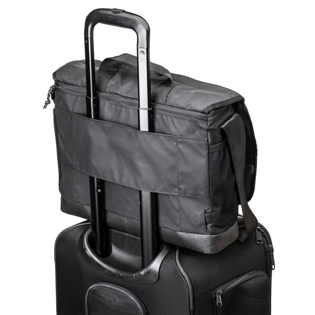 Tenba DNA 16 Slim Messenger Bag Black