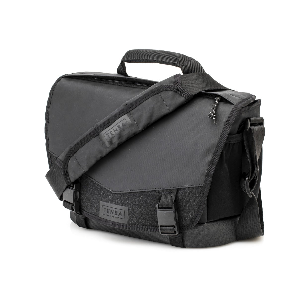 Tenba DNA 9 Messenger Bag - Black