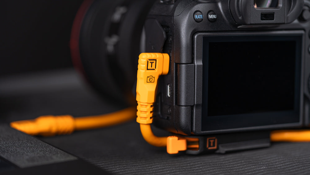 Tether Tools TetherPro 10G USB-C to USB-C Straight to Right - 9.4m - Orange