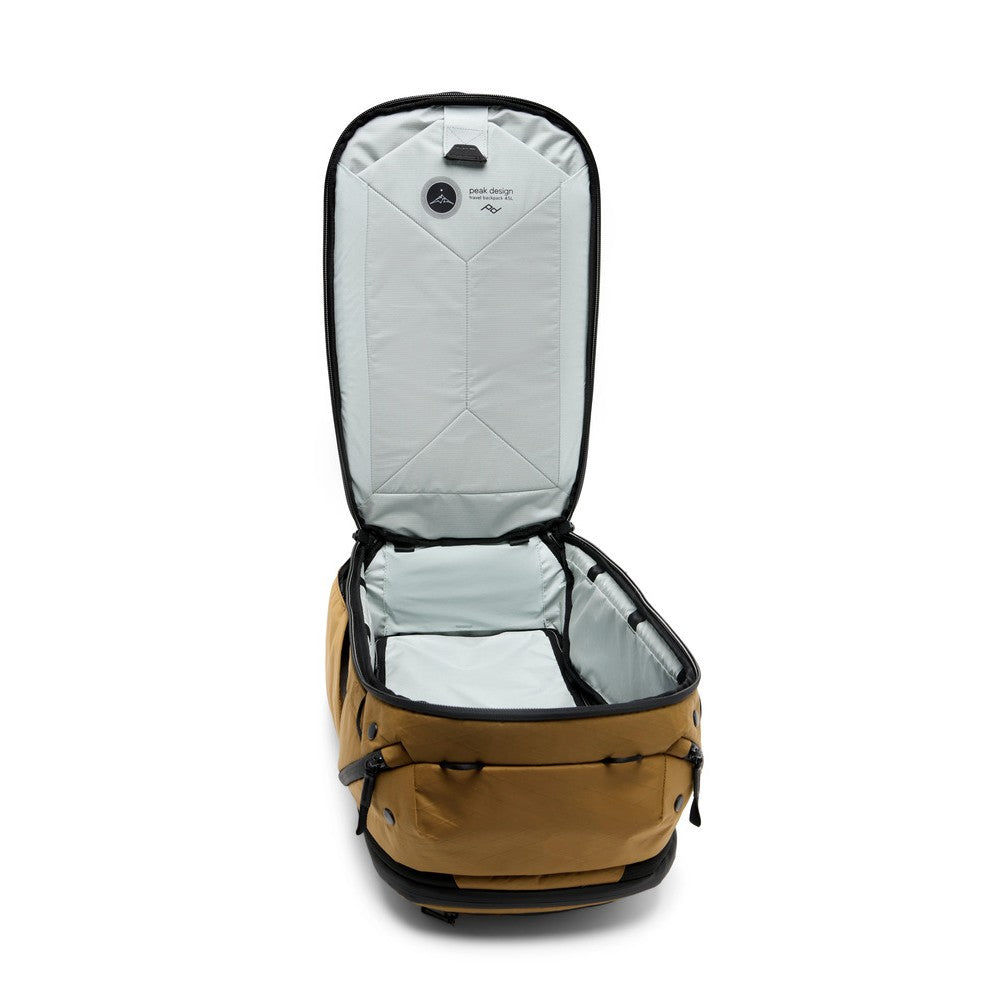 Peak Design Travel Backpack 45L - Coyote