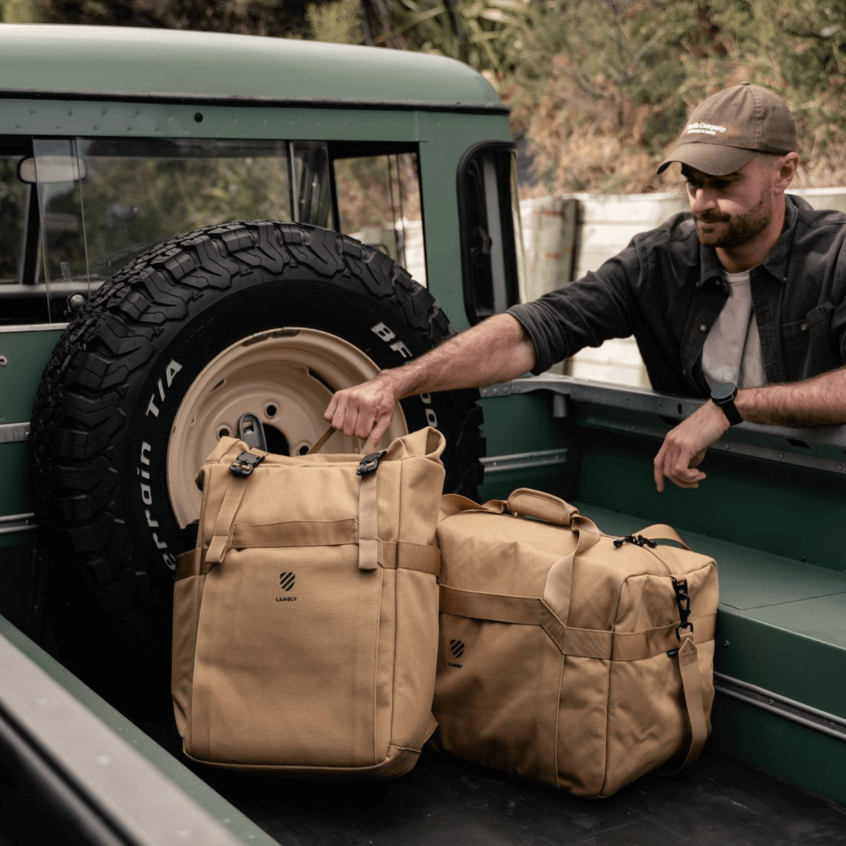 Langly -Weekender Duffle-Sand  