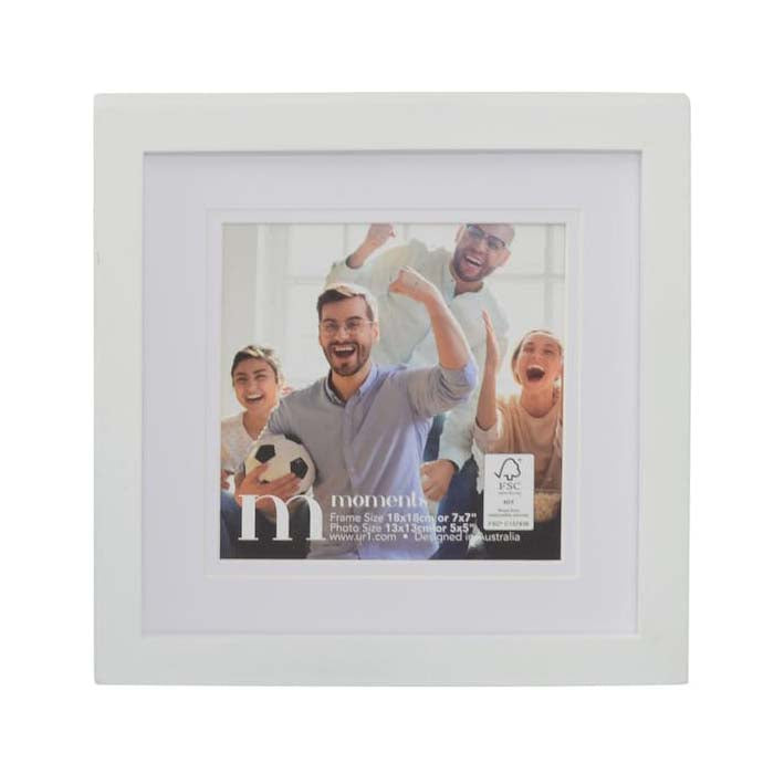 UR1 Moments 7x7 White