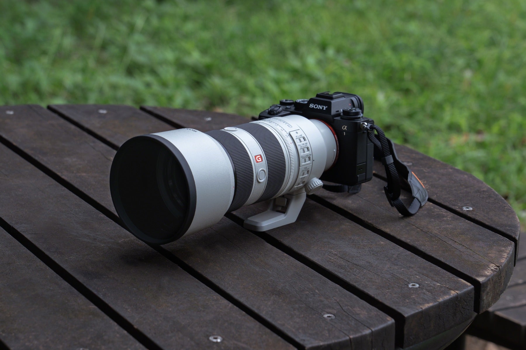 Sony FE 70-200mm f/2.8 GM OSS II Lens