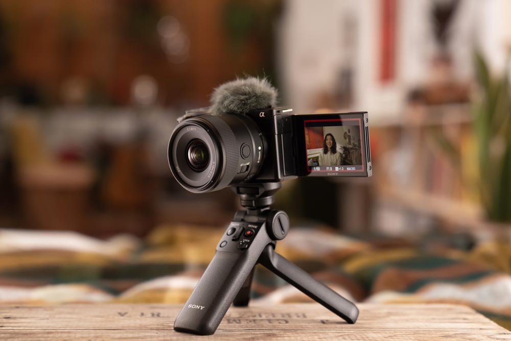 Sony E 11mm f/1.8 Lens