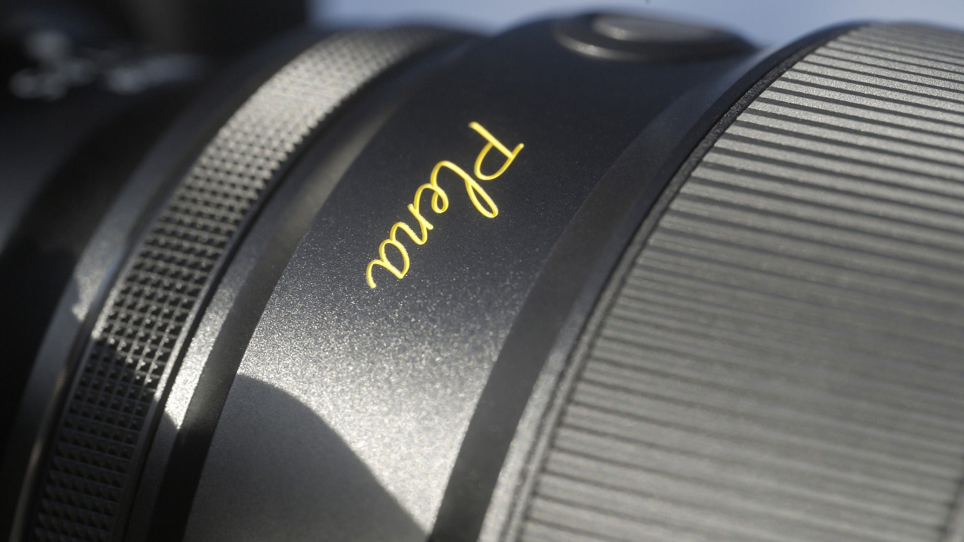 Nikon NIKKOR Z 135mm f/1.8 S Plena Lens