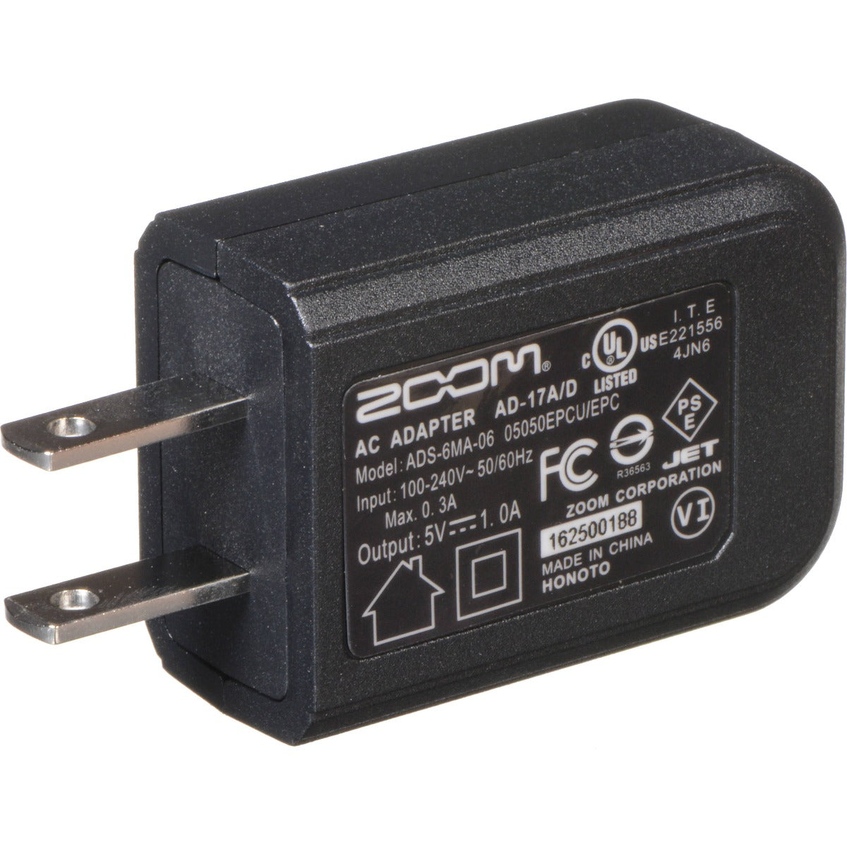ZOOM AD17 adapter