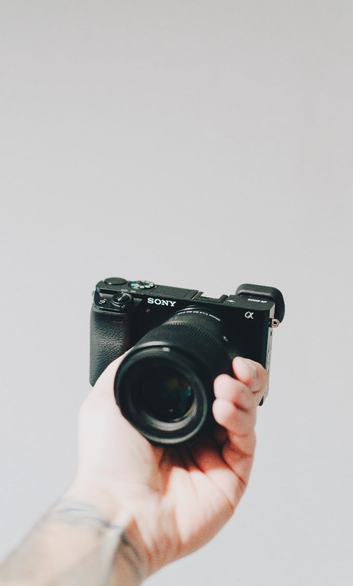 Sony mirrorless camera selfie