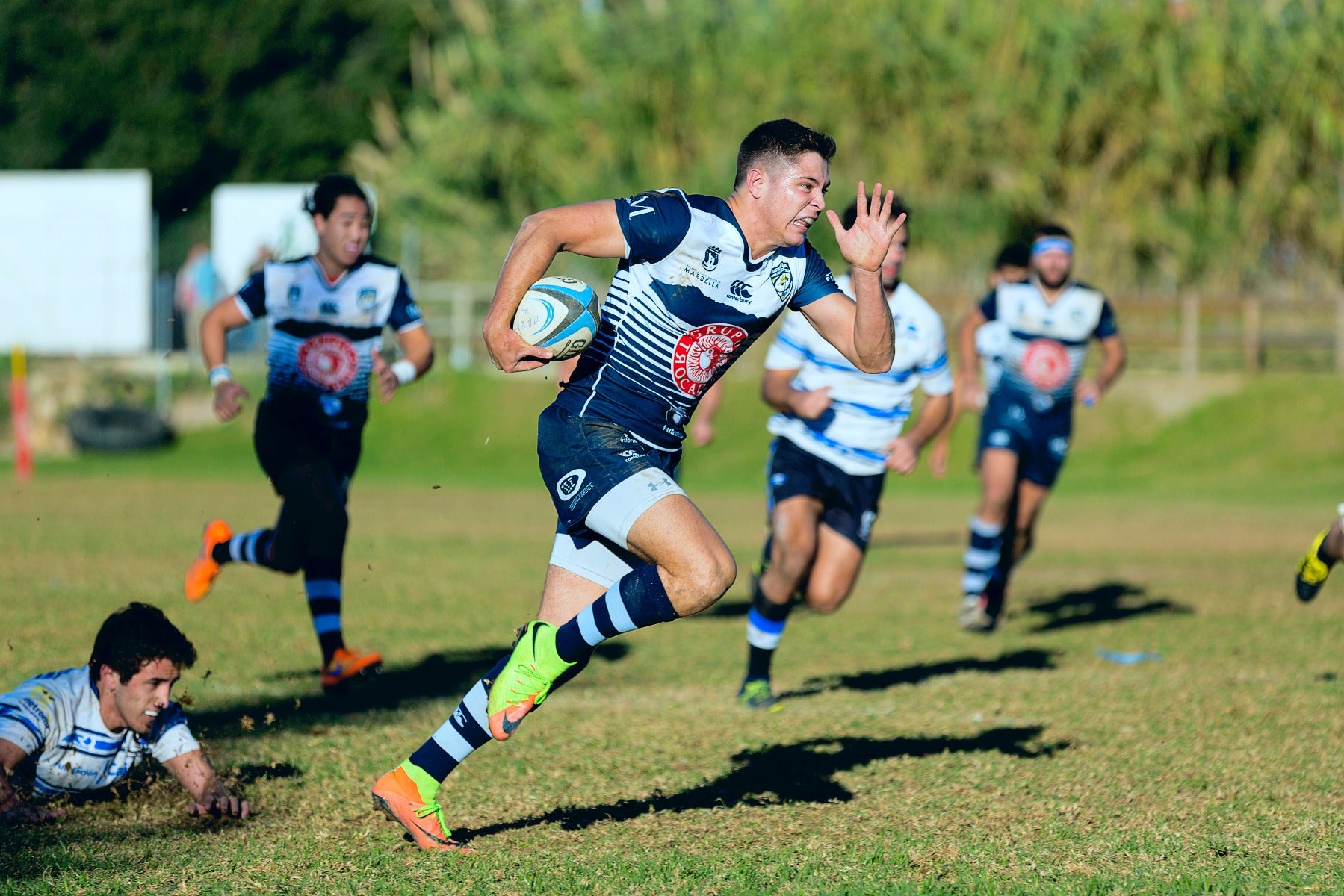 Rugby image taken with telephoto lens