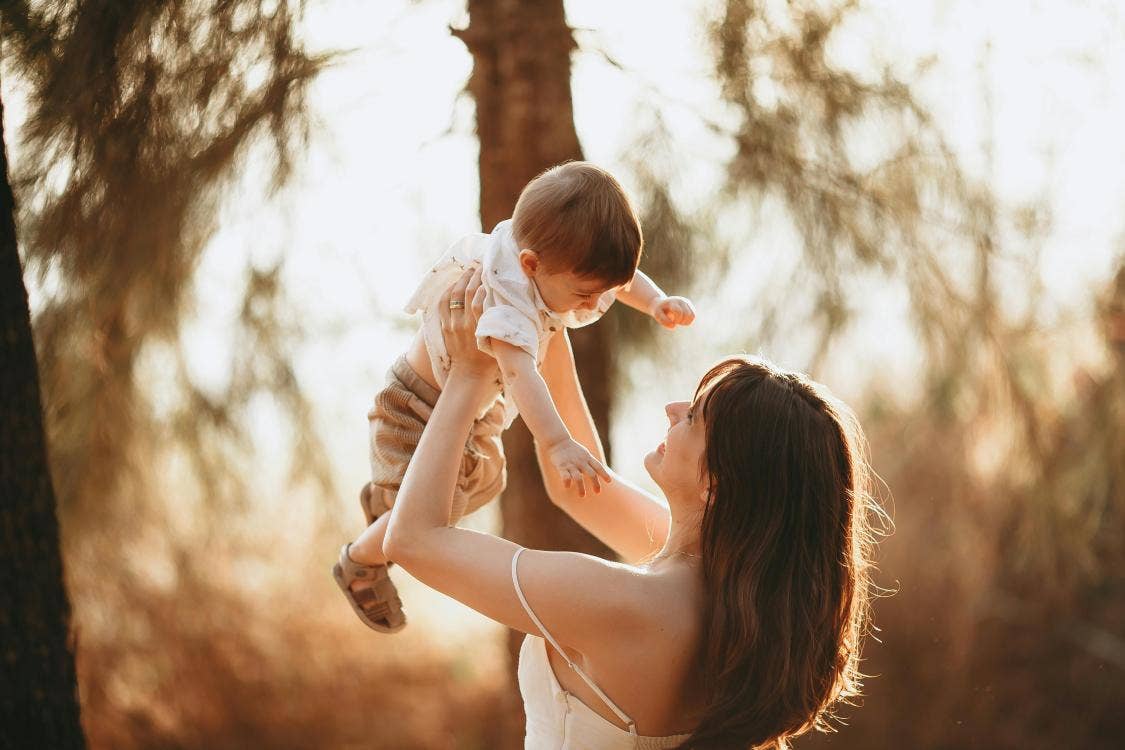 Mother’s Day Gift Guide: Thoughtful Tech for Every Mum