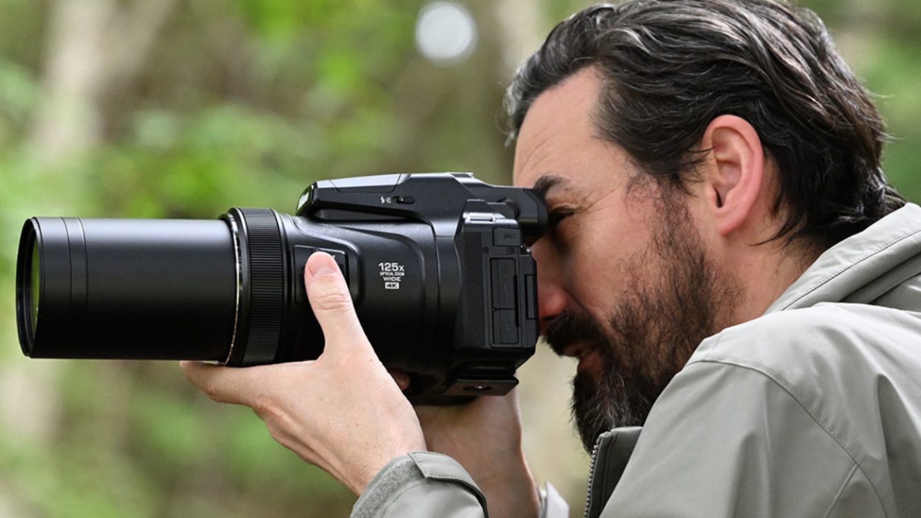 Nikon COOLPIX P1100: The Compact Powerhouse for Enthusiasts and Travellers