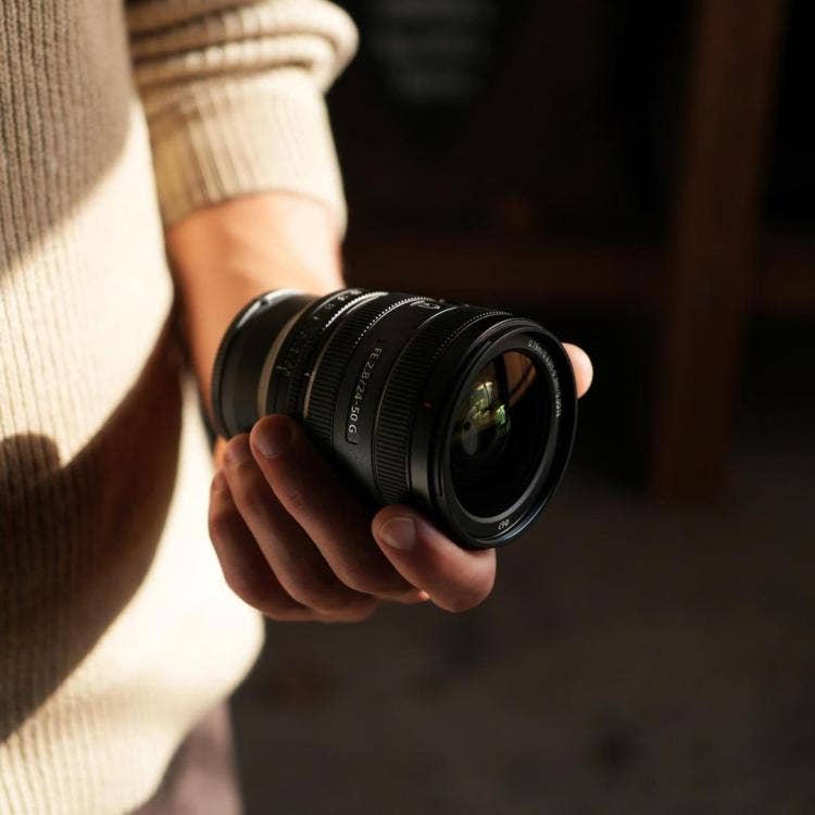 Exploring the Sony FE 24-50mm f/2.8 G Lens